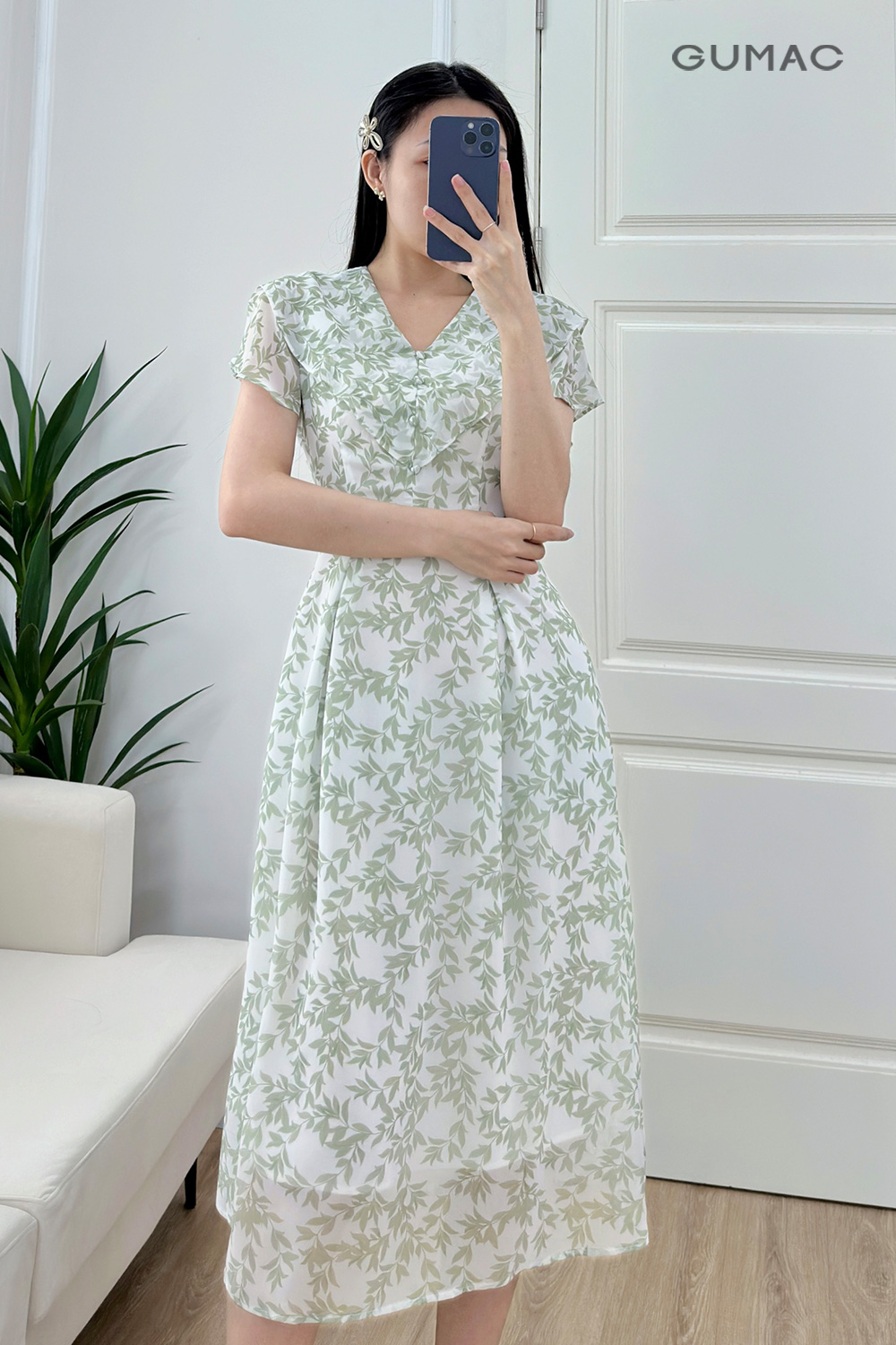 Đầm A cổ bèo