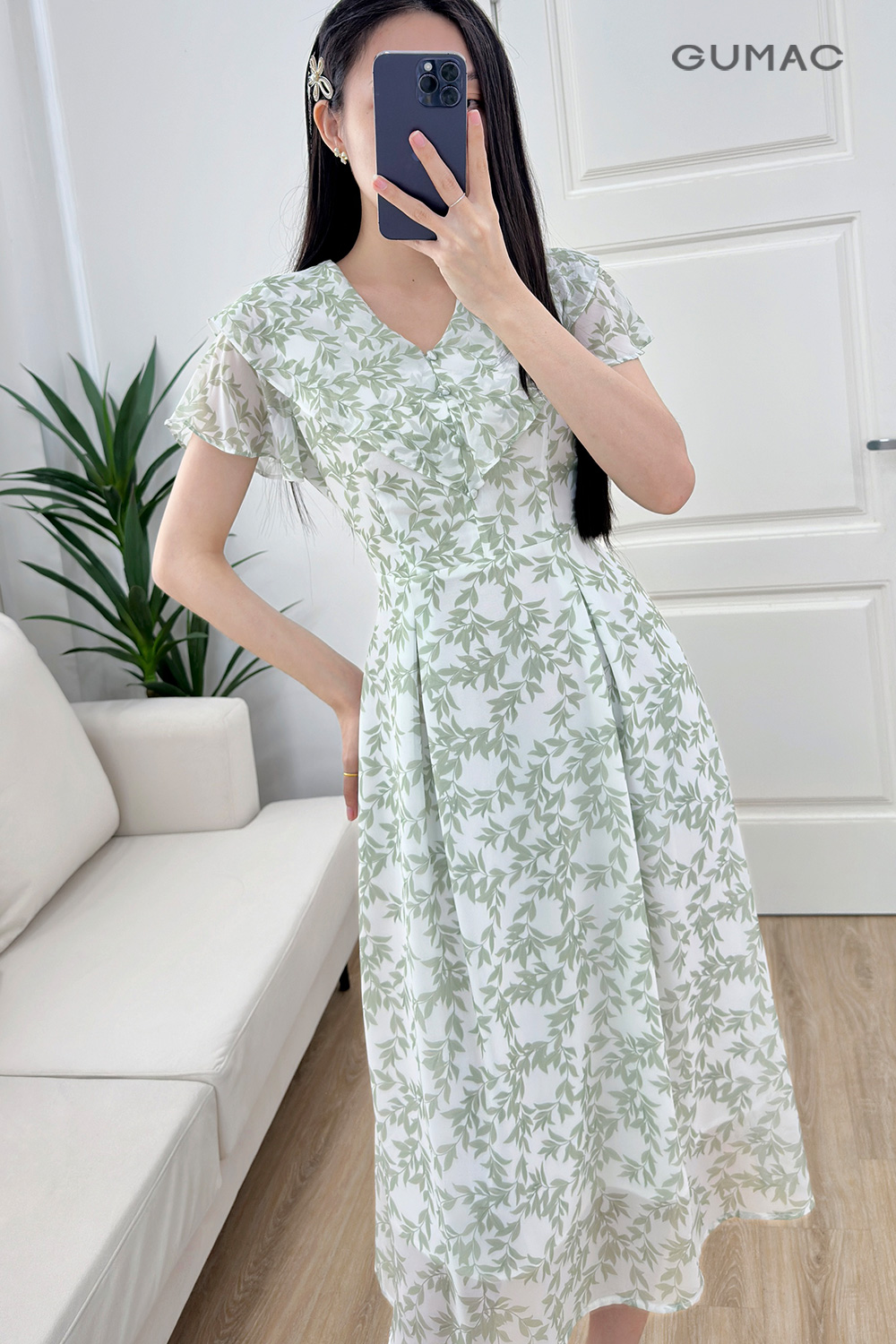 Đầm A cổ bèo
