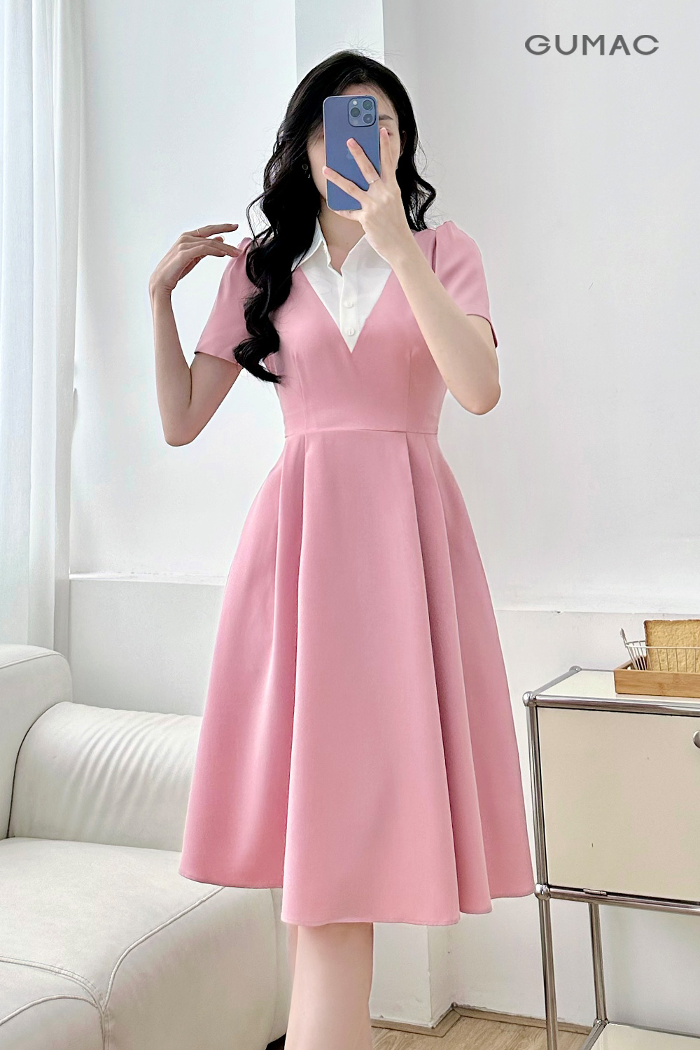 Đầm A kiểu cổ sơmi