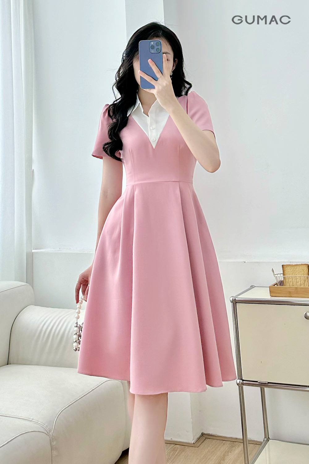 Đầm A kiểu cổ sơmi