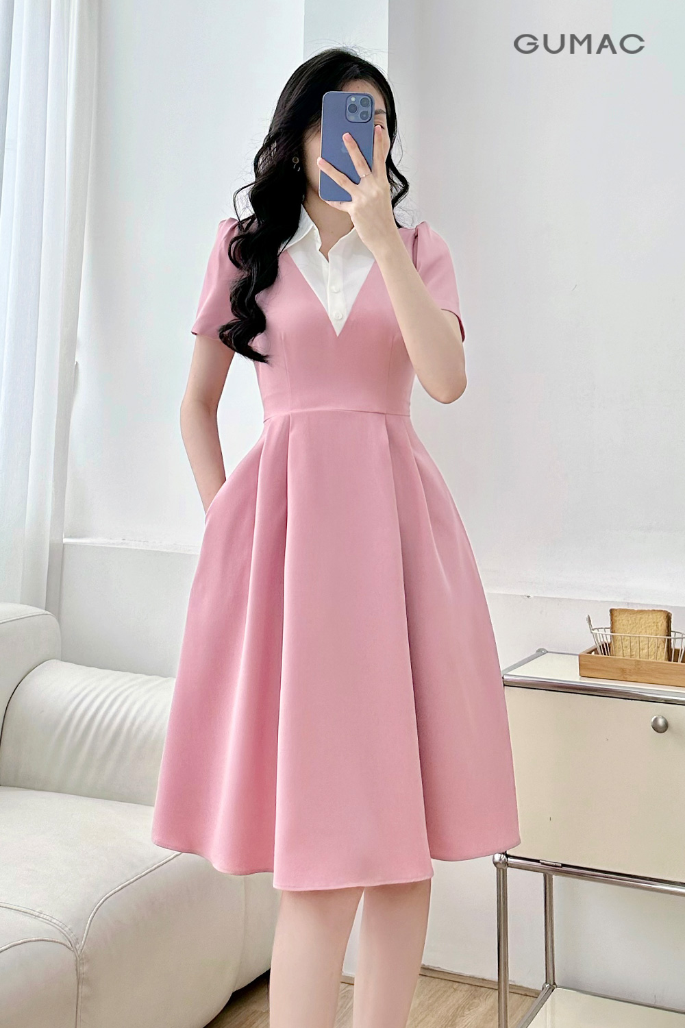 Đầm A kiểu cổ sơmi