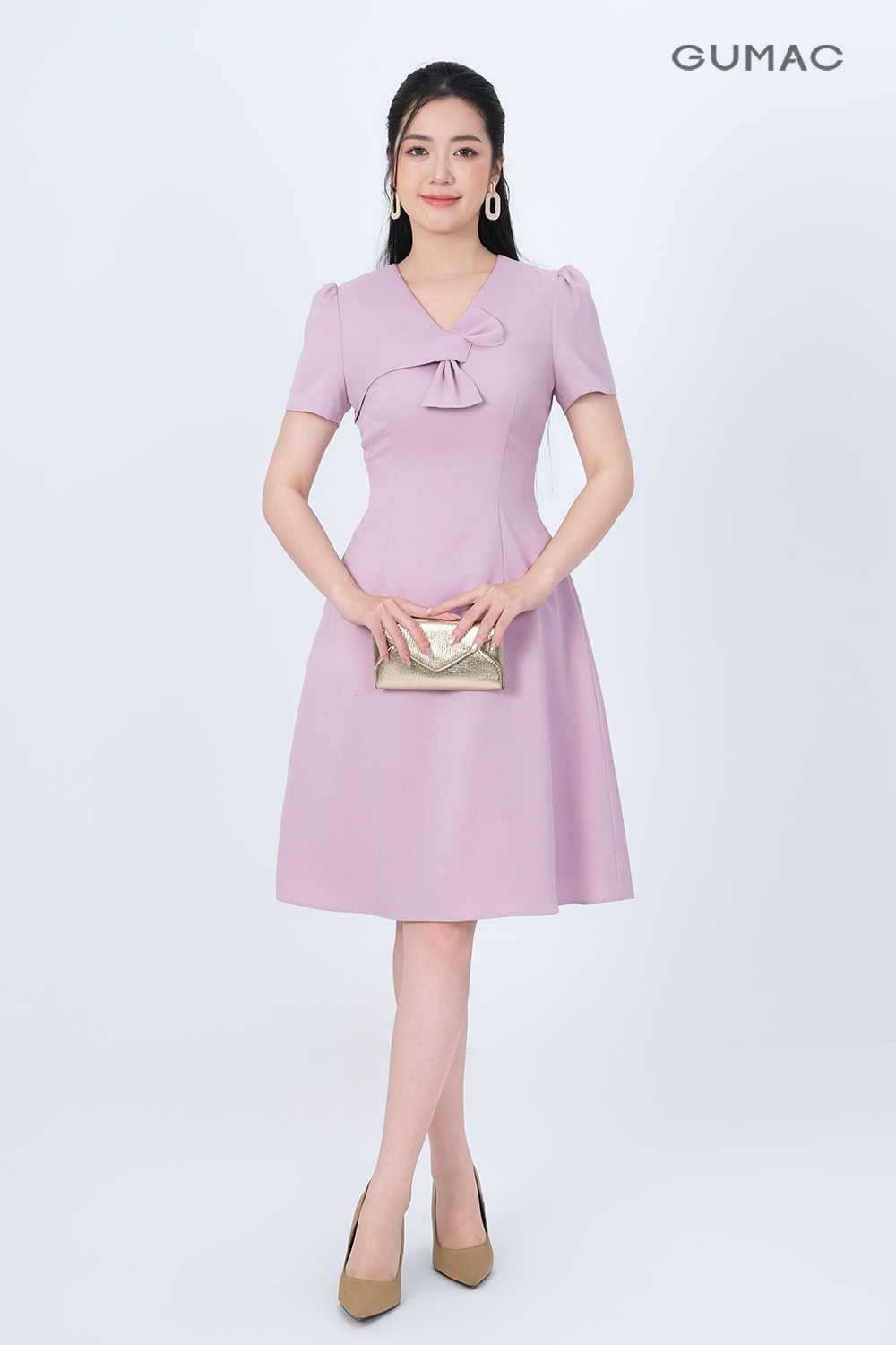 Đầm kiểu phối nơ