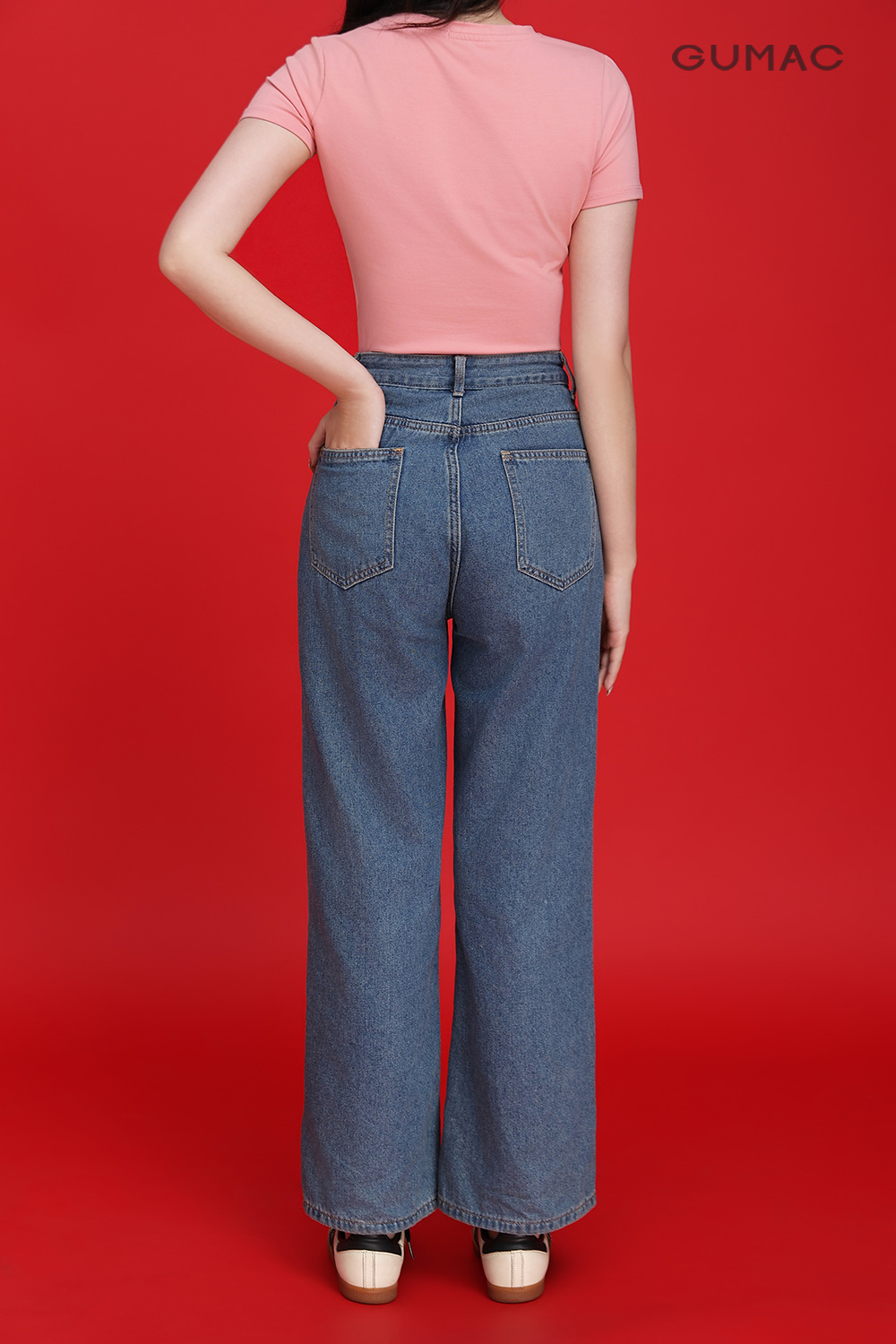 Quần jeans suông cơ bản