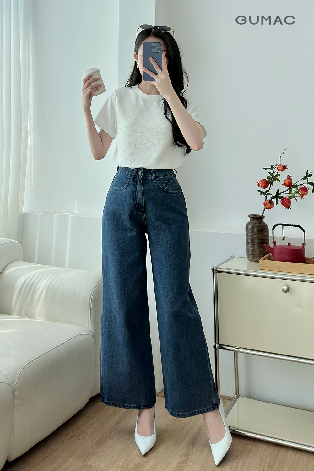 Quần jeans phối chỉ xám