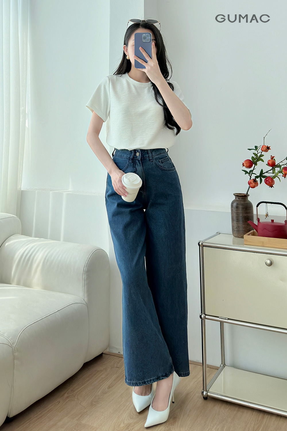 Quần jeans phối chỉ xám