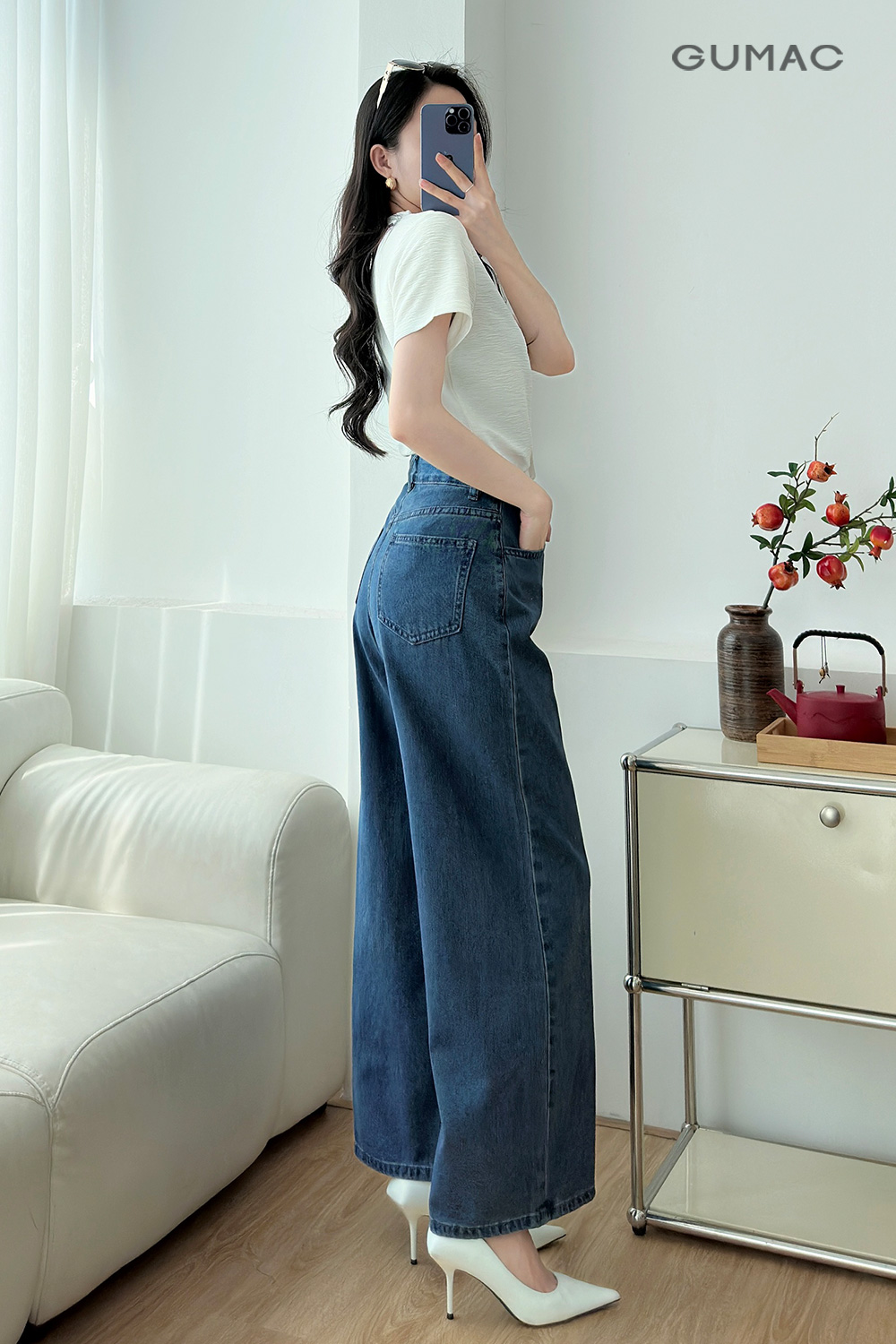Quần jeans phối chỉ xám