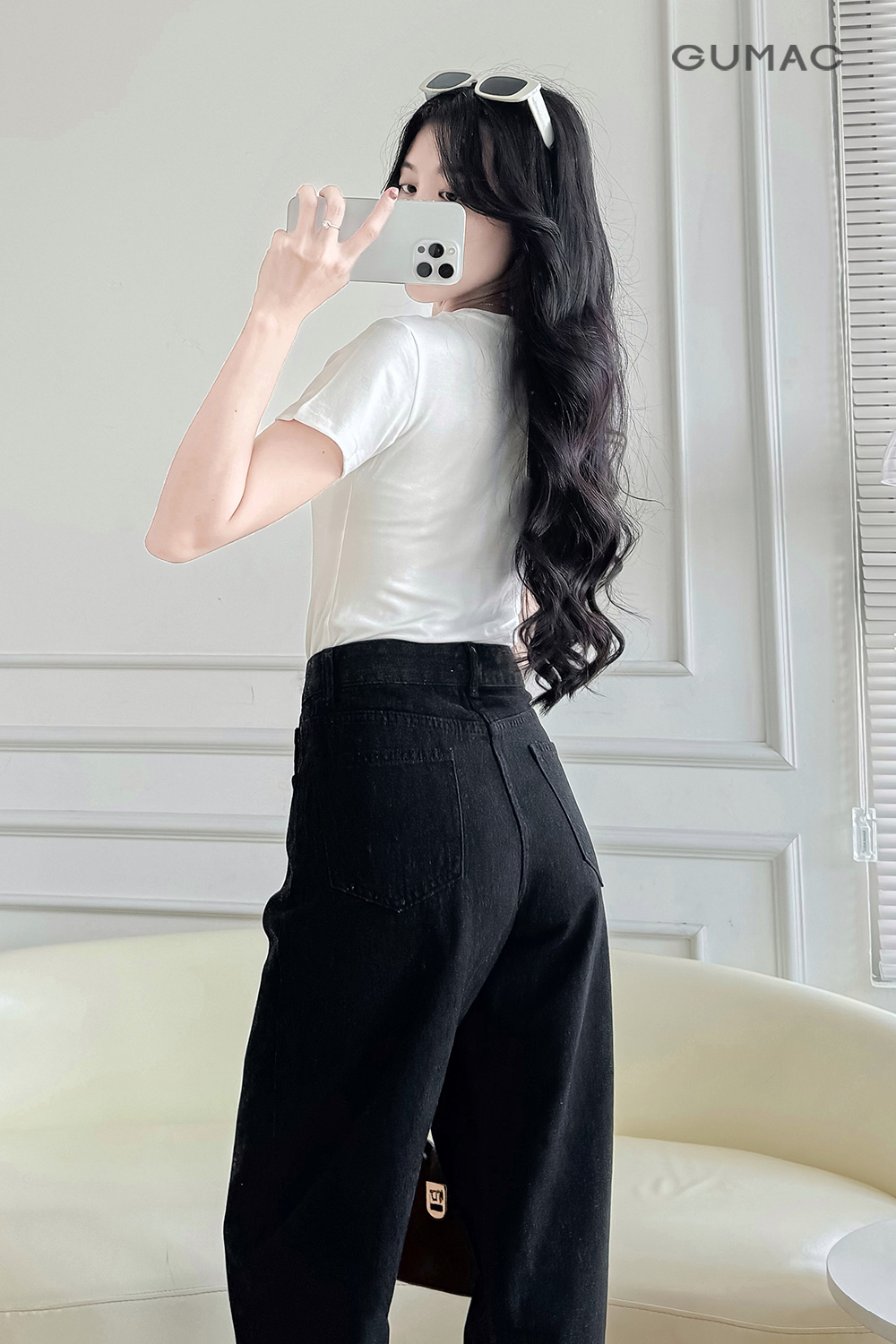 Quần jeans túi hàm ếch