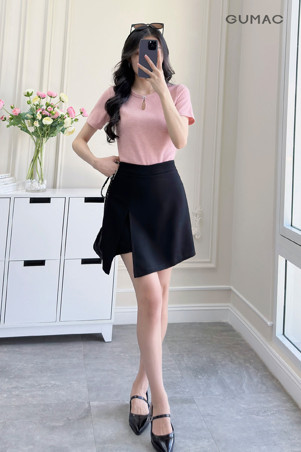 sanh dieu khi di du lich hue voi trang phuc cat xe