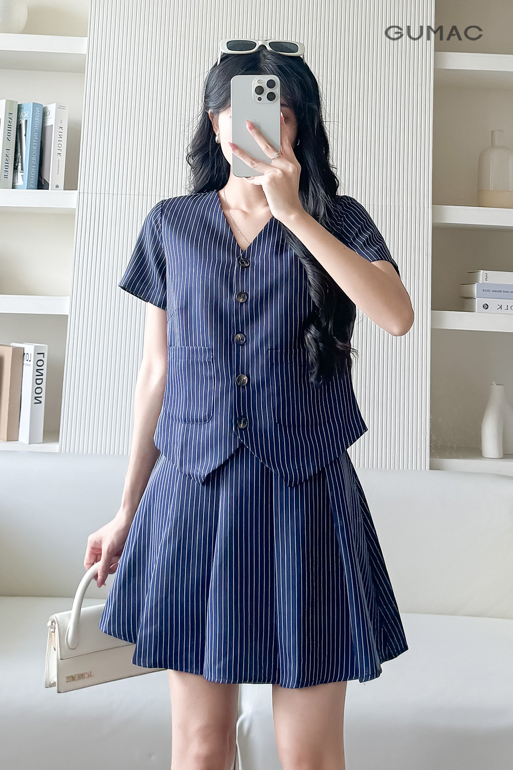 Chân váy xếp ly