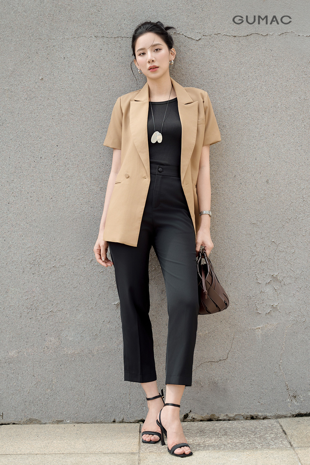 set do du lich cho nu ket hop blazer thoi thuong