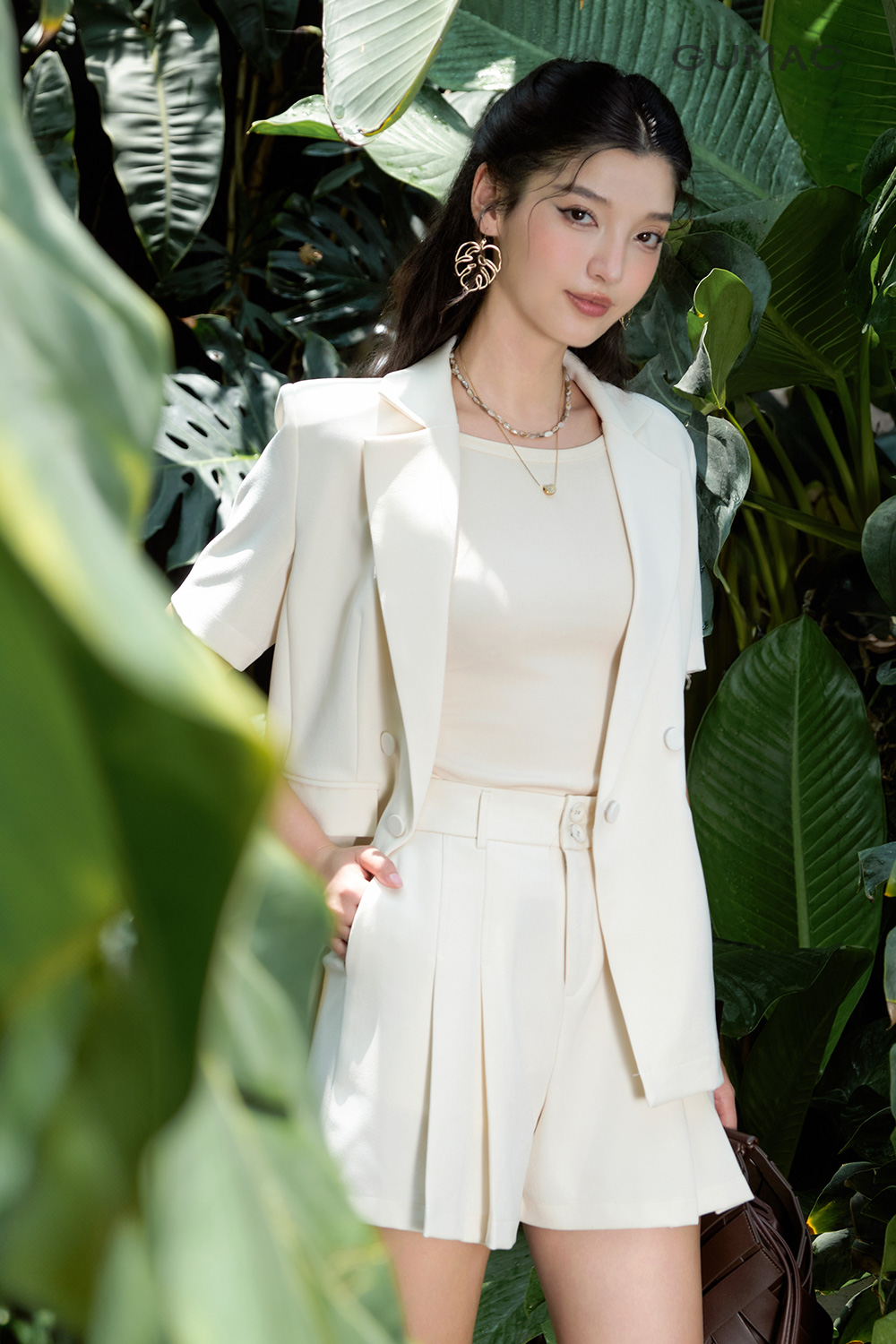Áo blazer tay ngắn
