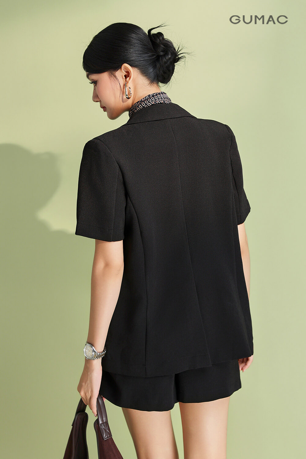 Áo blazer tay ngắn