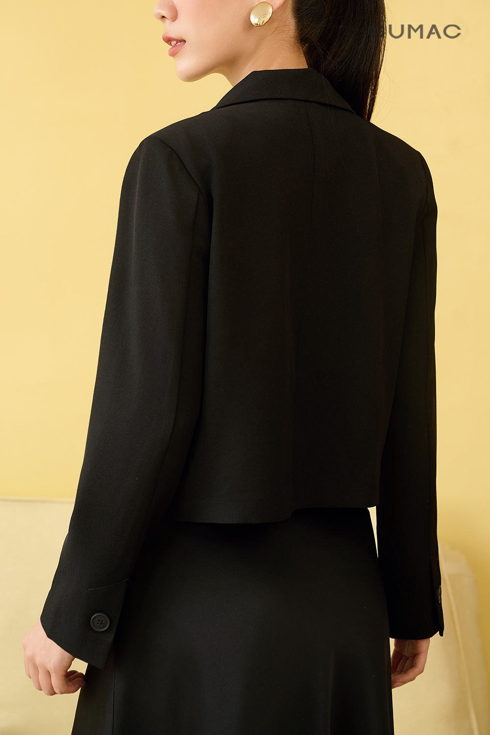 Áo blazer dáng lửng