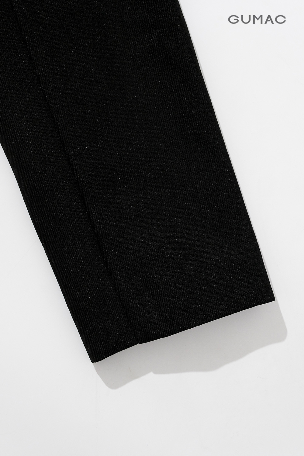 Áo khoác kiểu cổ tròn