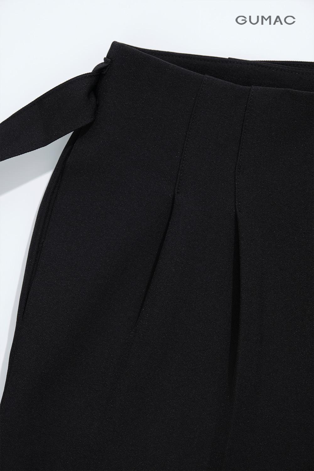 Quần ống suông kèm dây