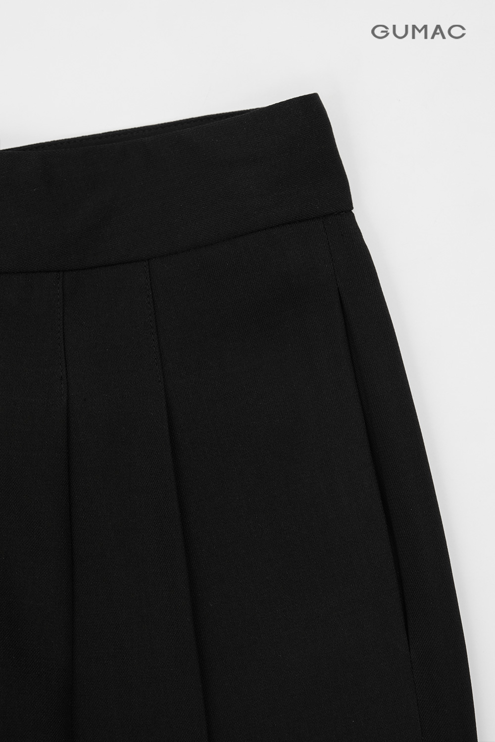 Quần ống rộng chiết ly