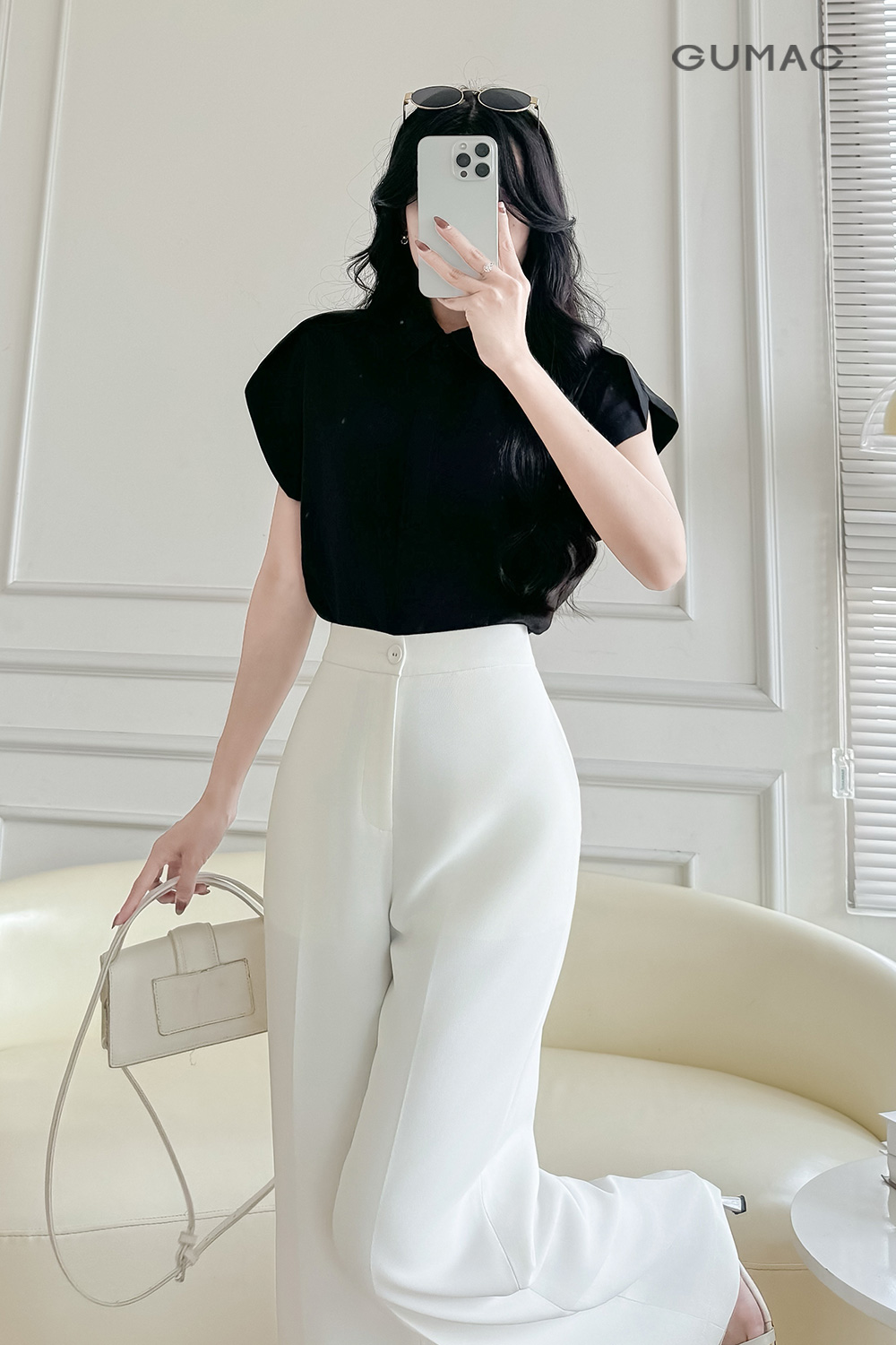 Quần ống suông nút bọc