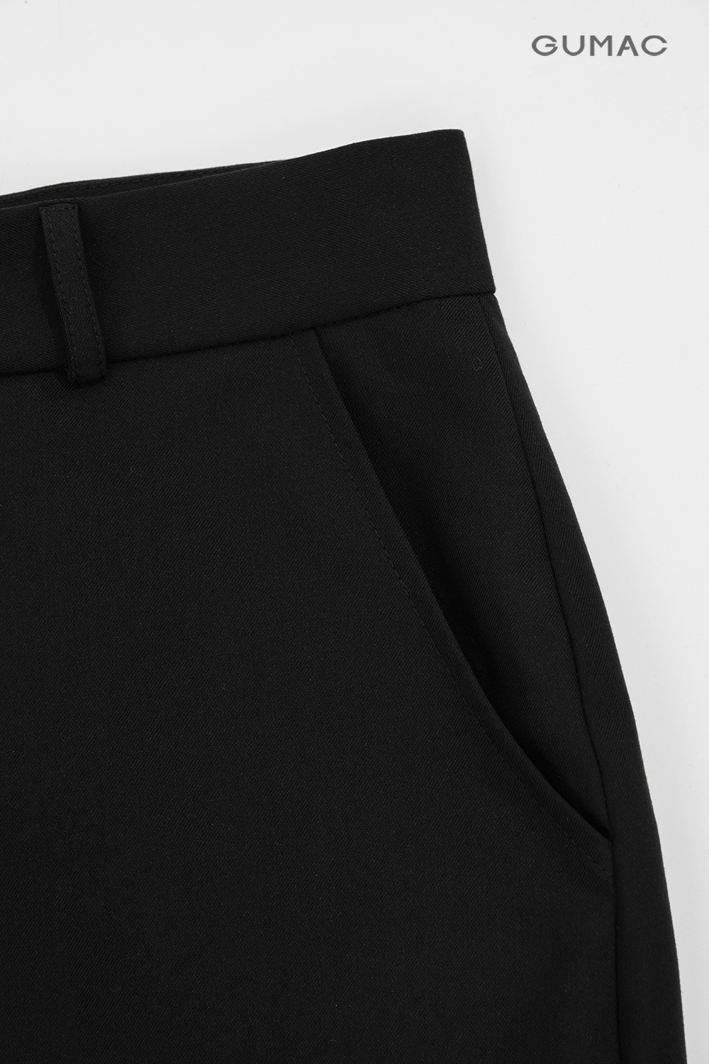 Quần ống loe kiểu