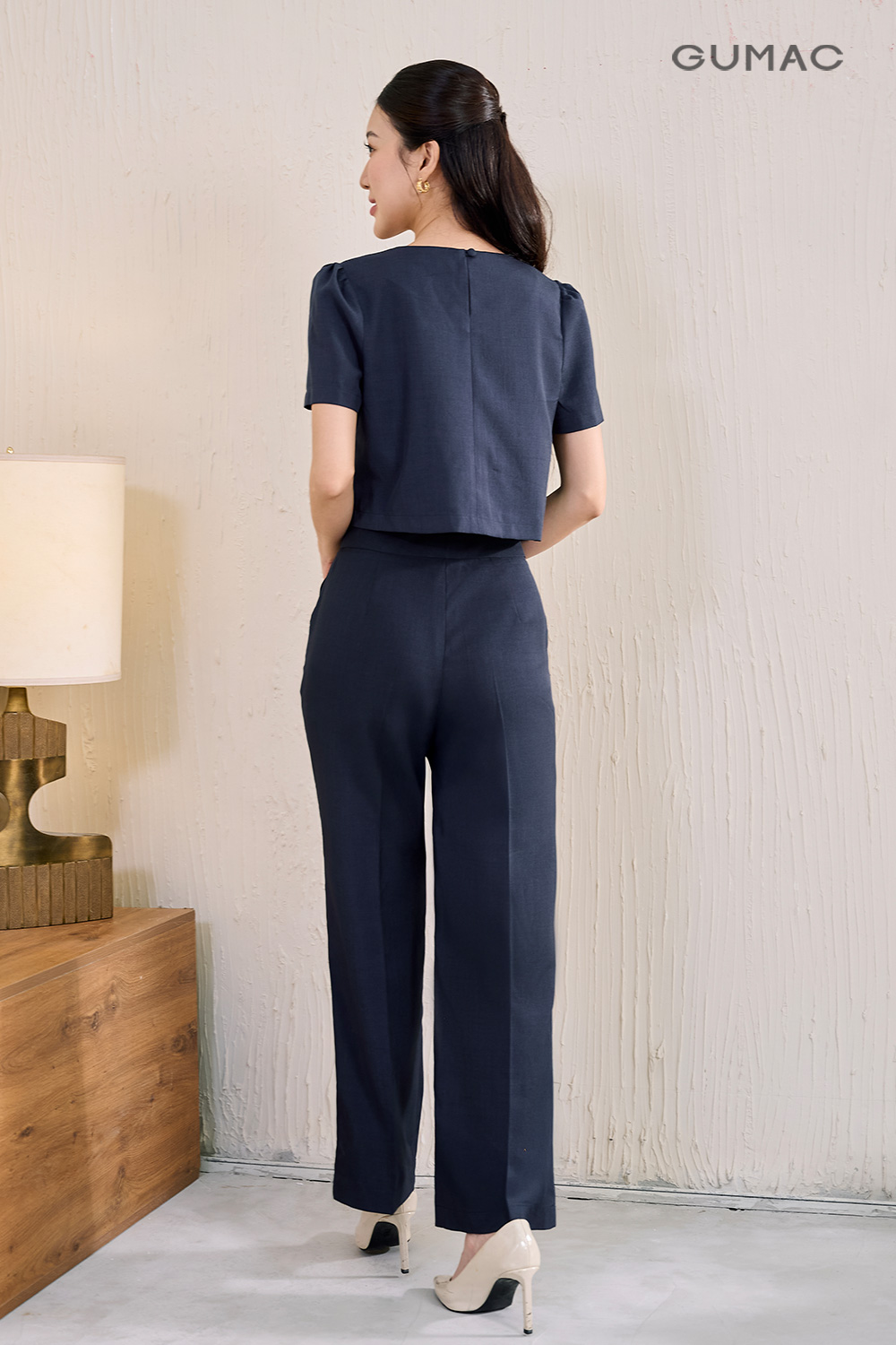 Quần ống suông cơ bản