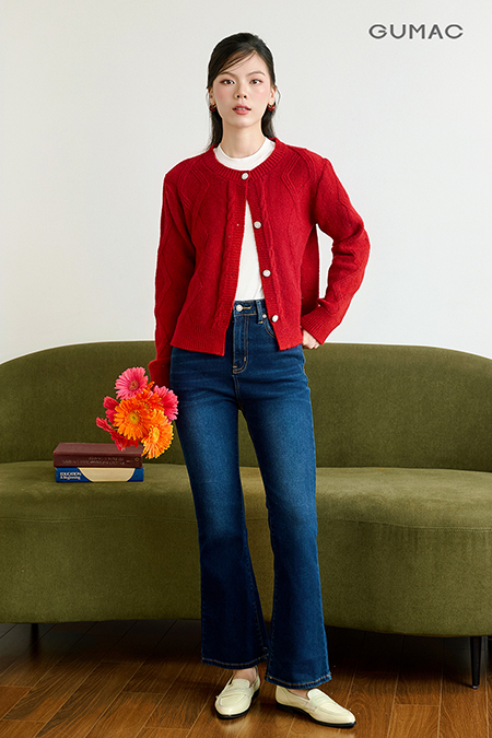 Quần jeans phối chỉ nổi