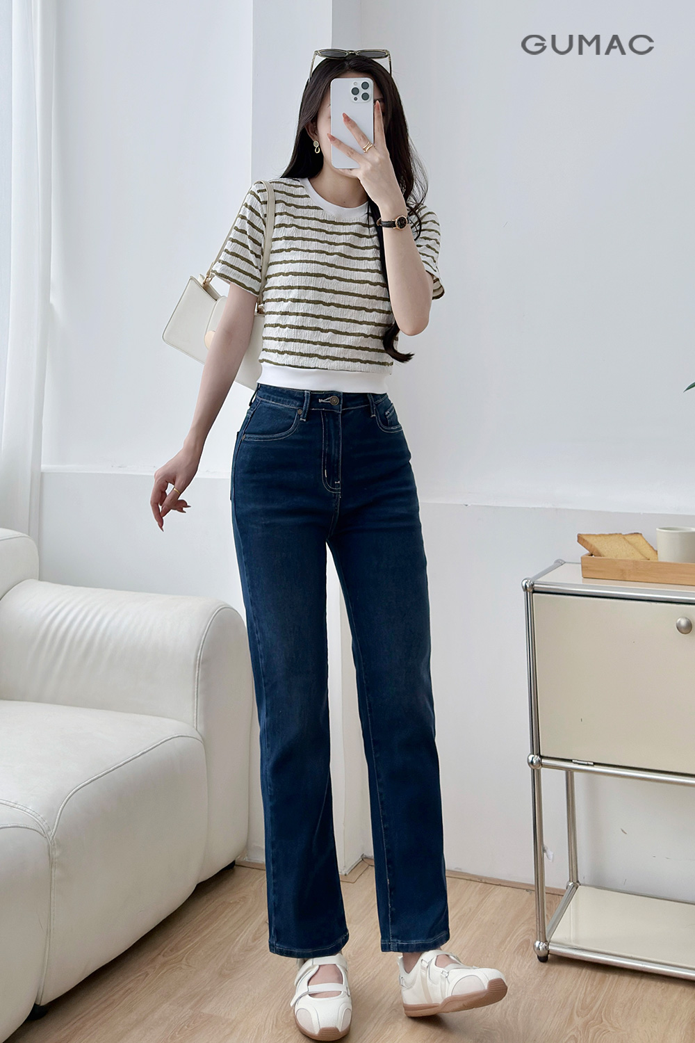 Quần jeans phối chỉ xám