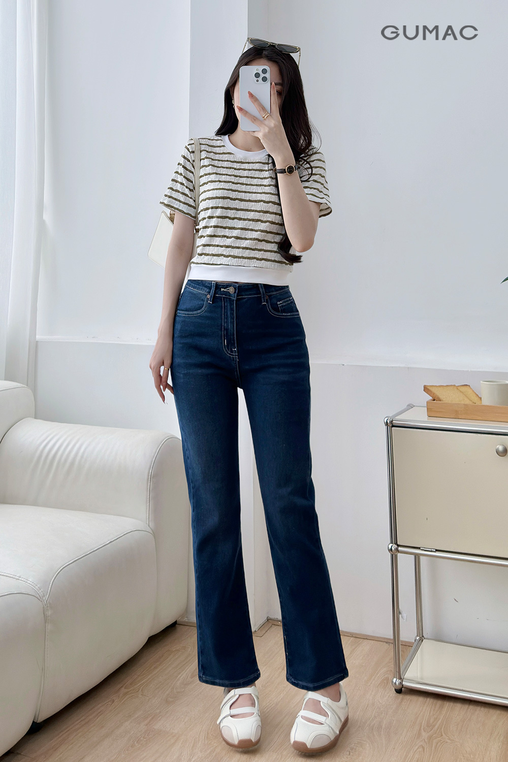 Quần jeans phối chỉ xám