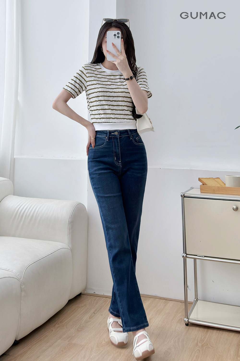 Quần jeans phối chỉ xám
