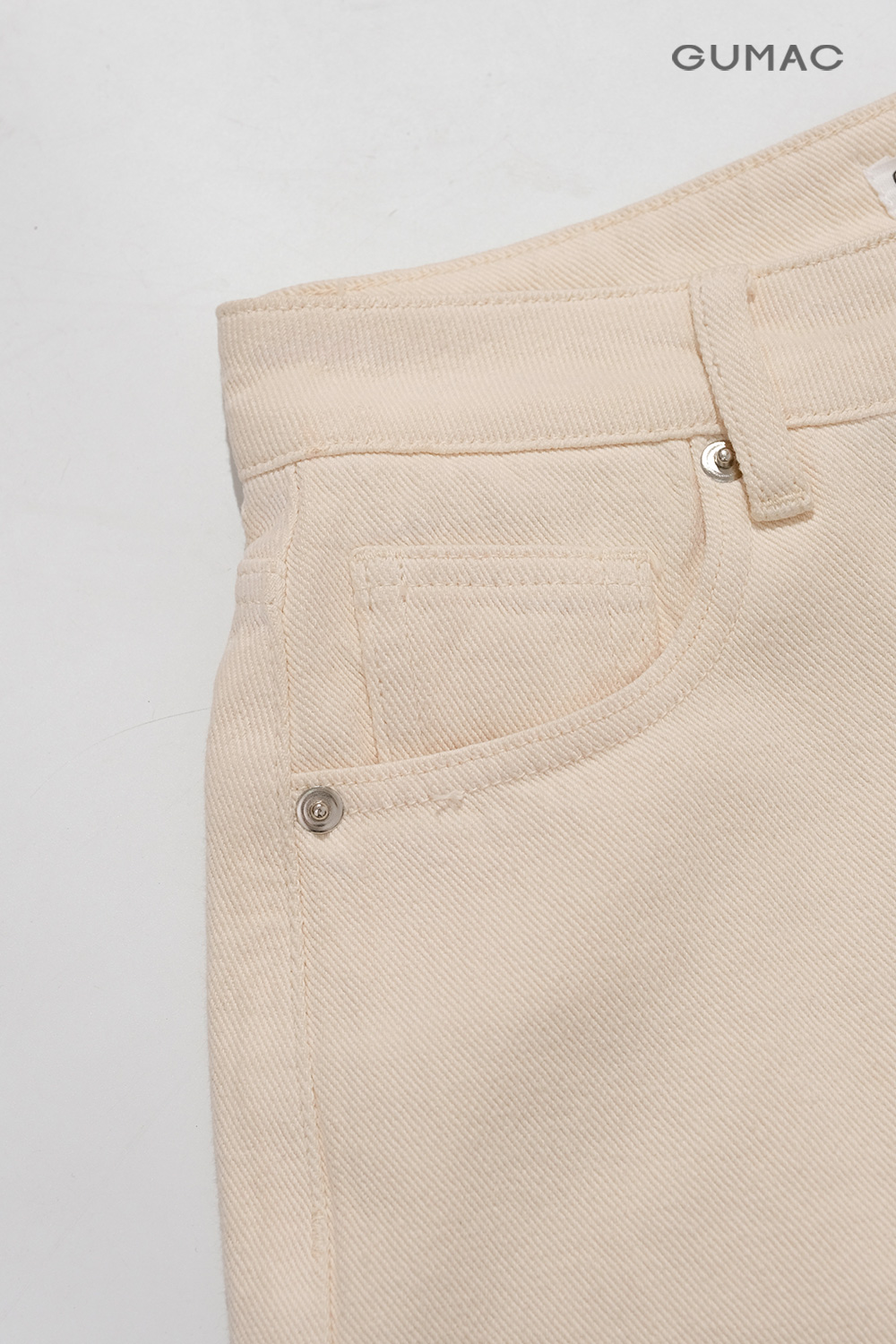 Quần jeans kiểu cơ bản