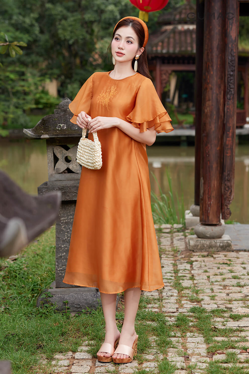 di hue mau xuan mac gi