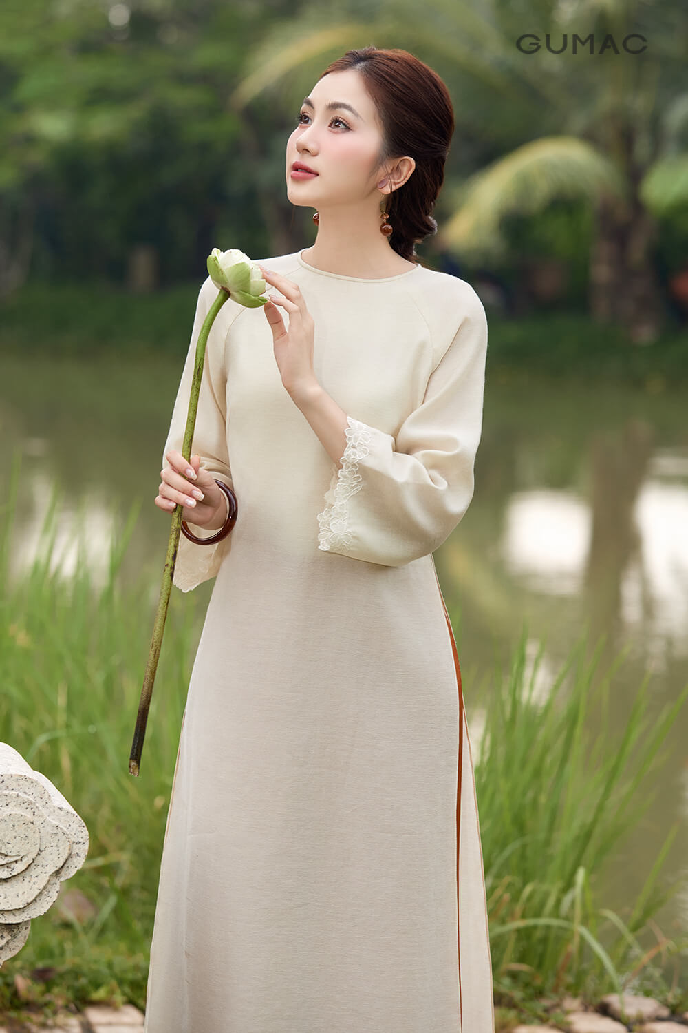 tao dang chup anh ao dai tet dep