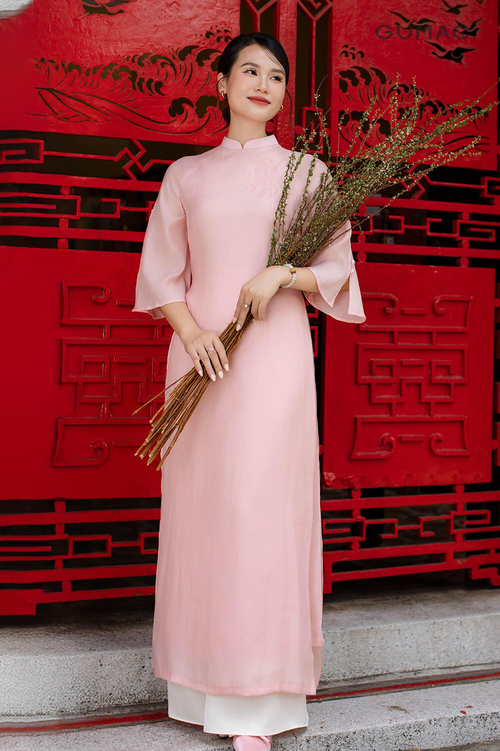 Kieu ao dai cach tan
