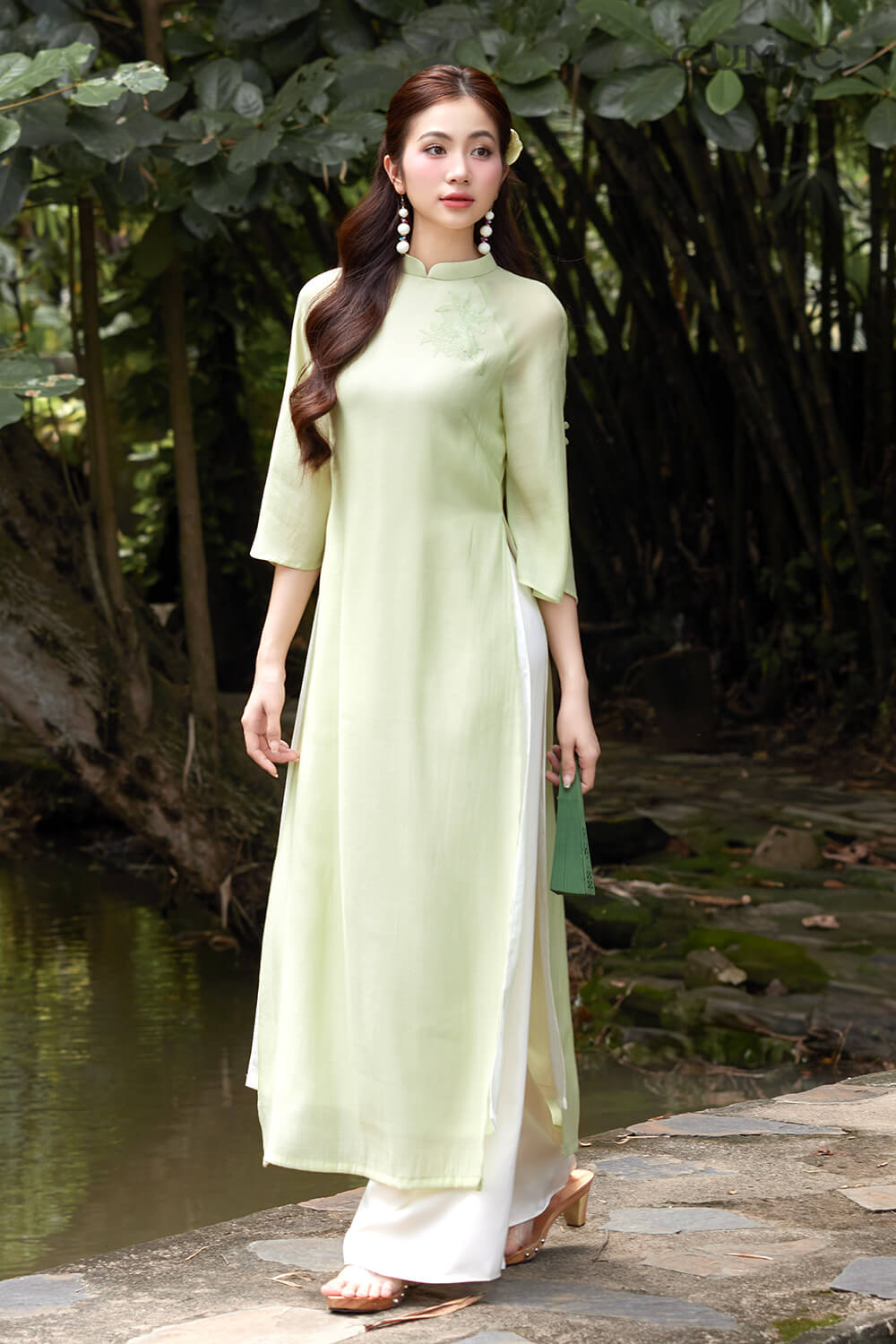 ao dai tet 2026 thanh yen