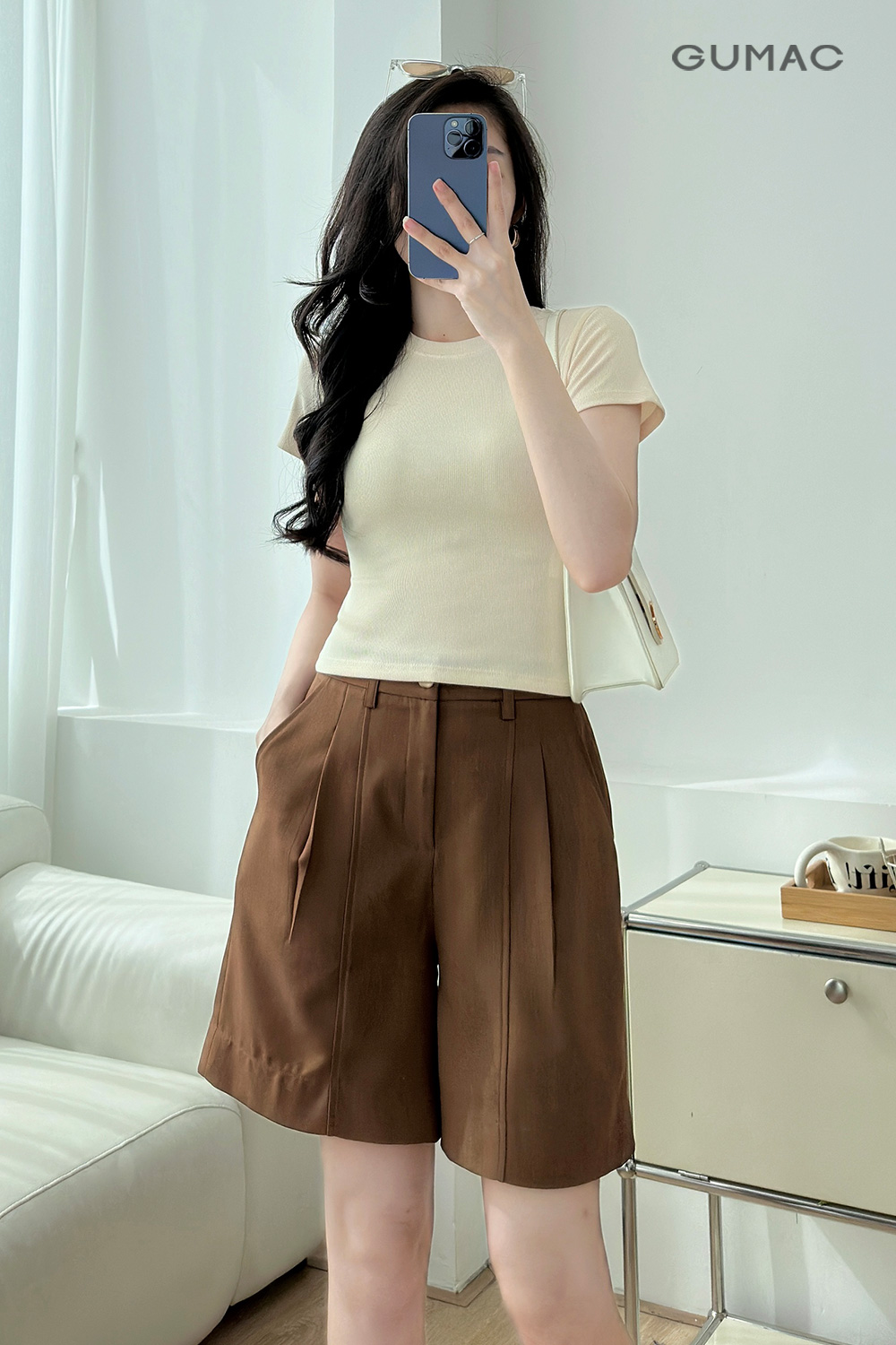 phoi ao thun phong cach giau quan