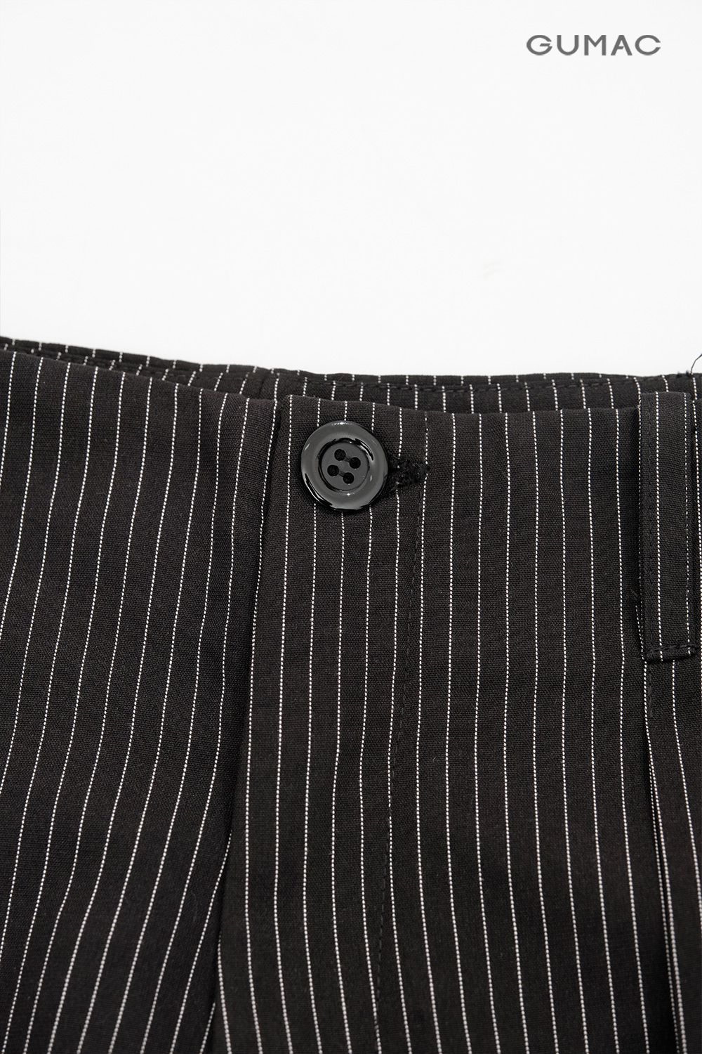 Quần short lưng cách điệu