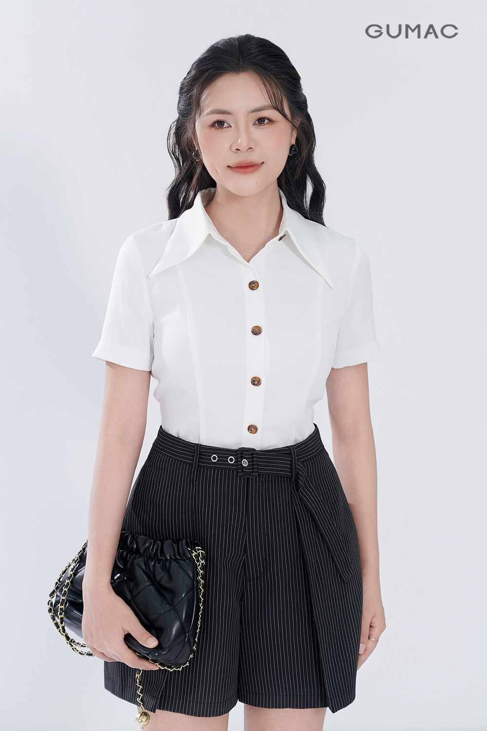 Quần short lưng cách điệu