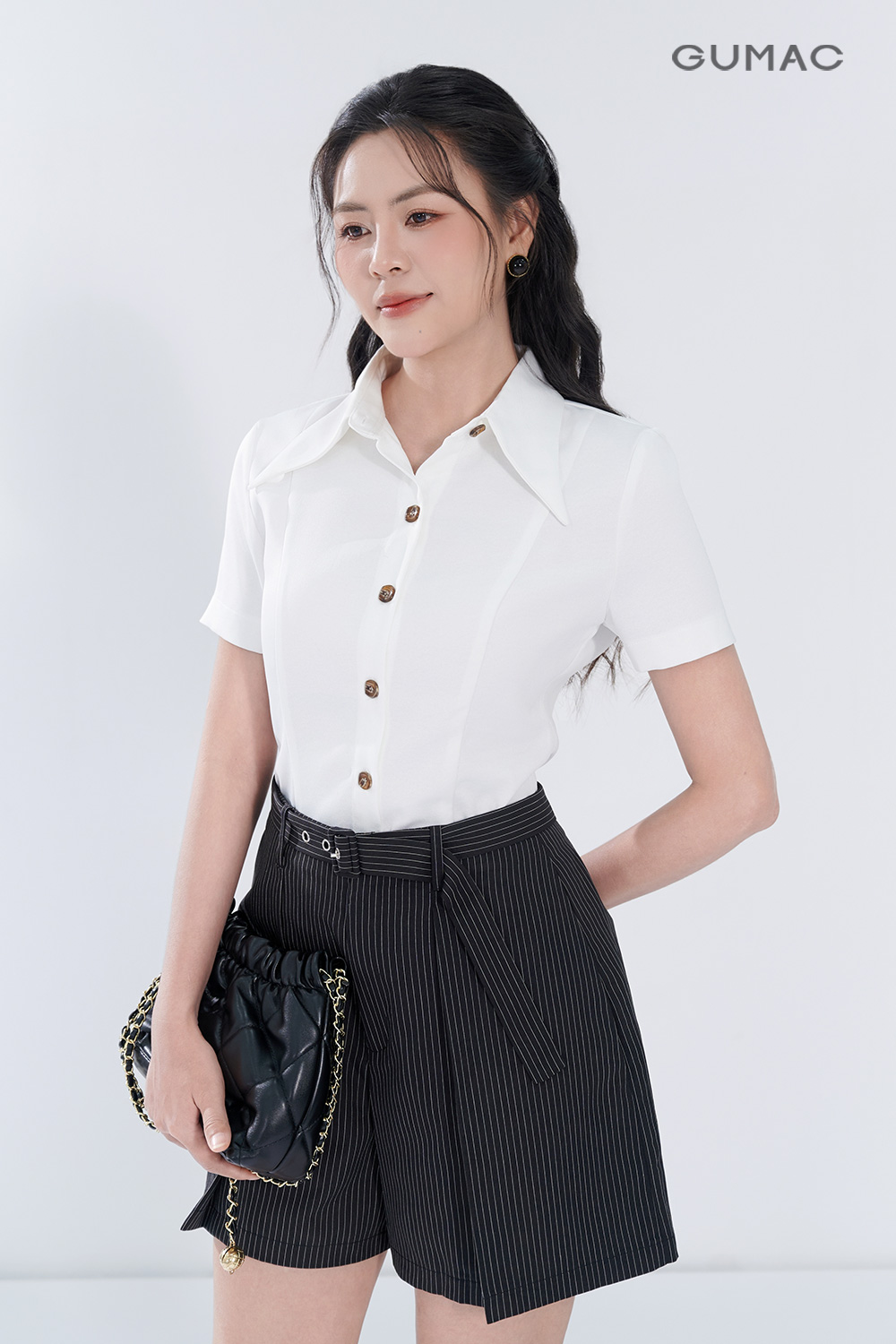 Quần short lưng cách điệu