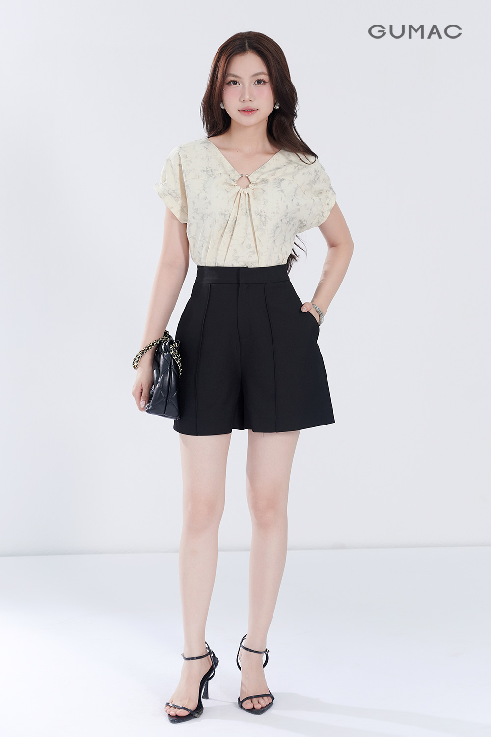 set quan short ao so mi trang chup anh dep o thac nuoc