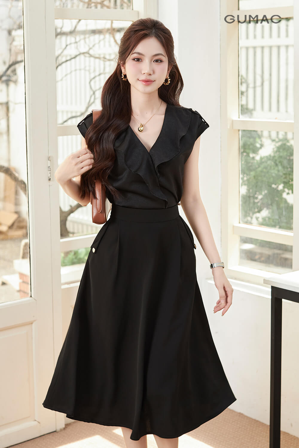 phoi do cung ao kieu phoi beo va vay xoe nap tui