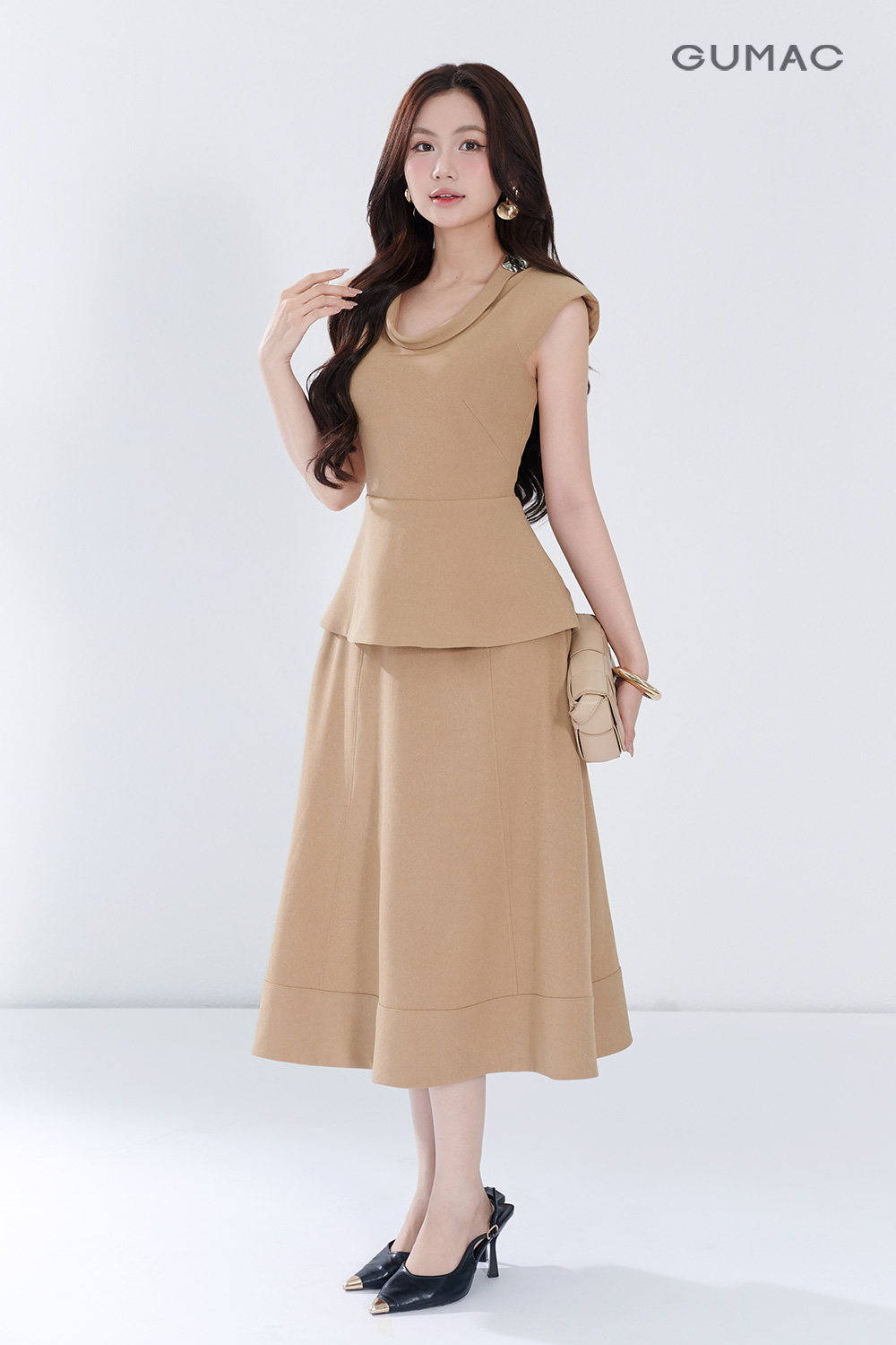 Chân váy may viền