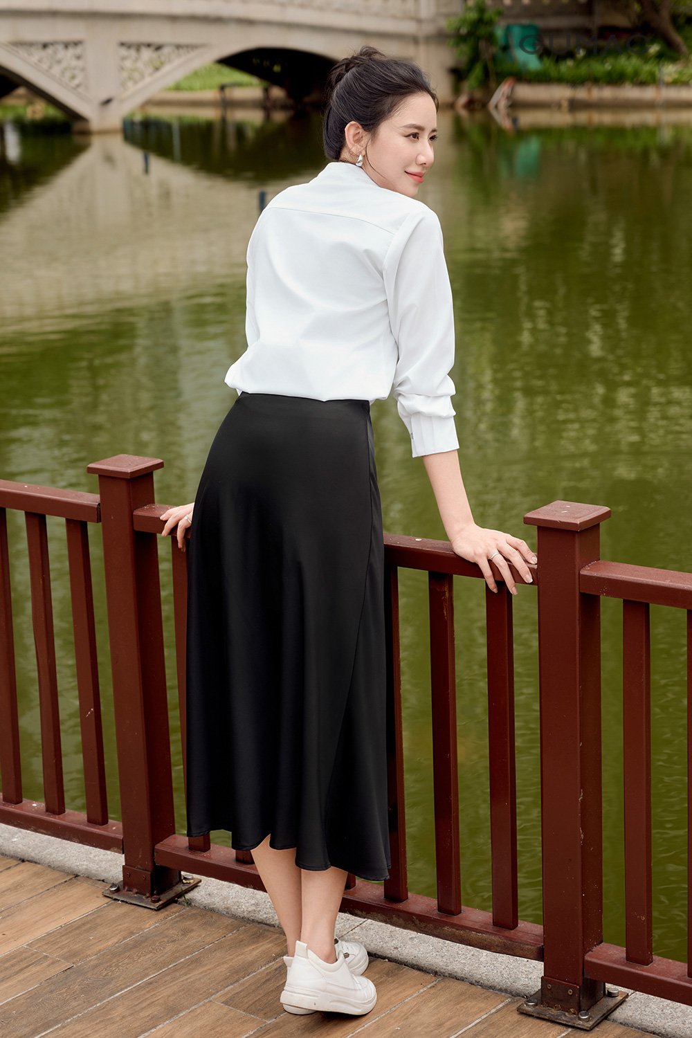 Chân váy lụa A xòe