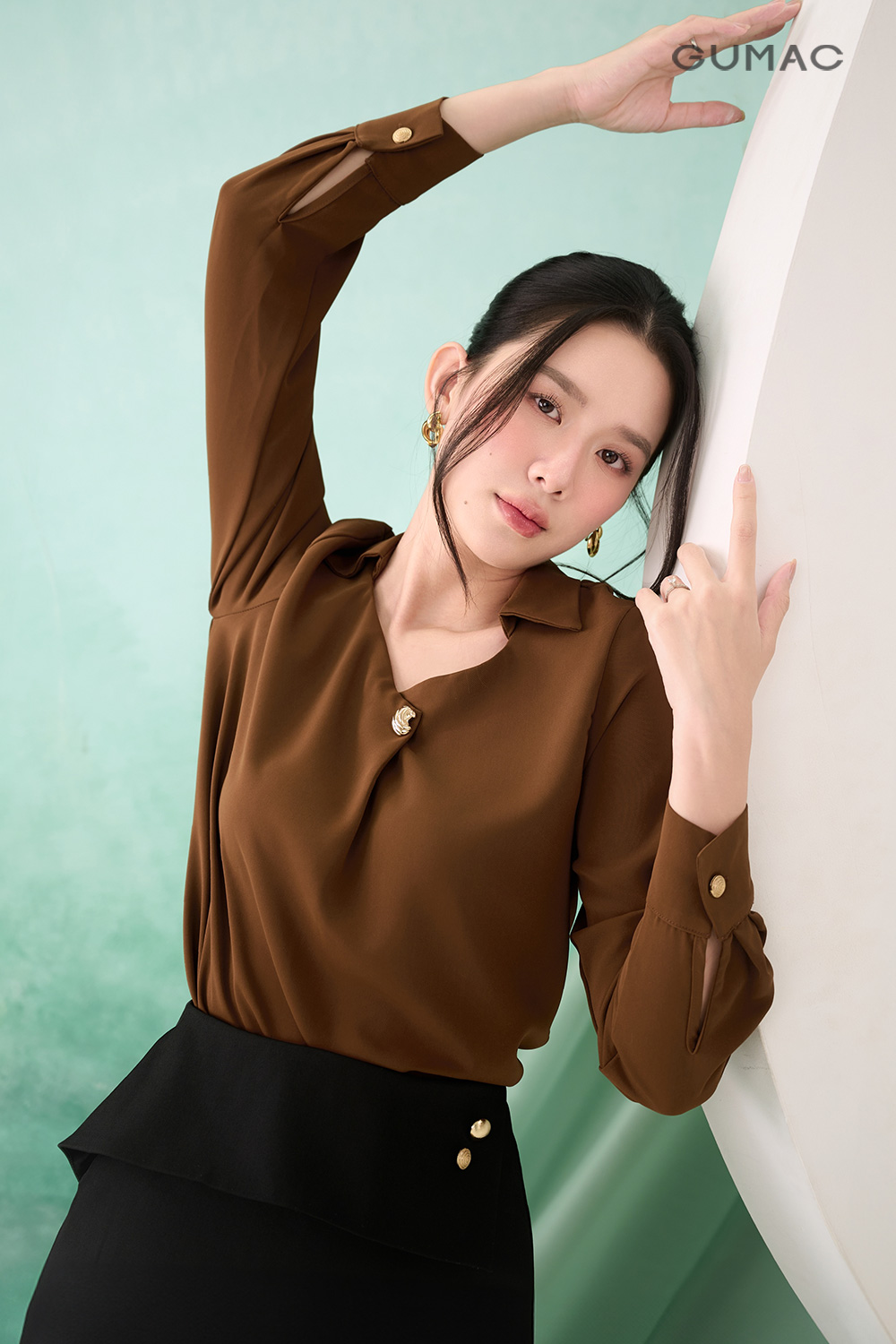 Chân váy suông đắp tà