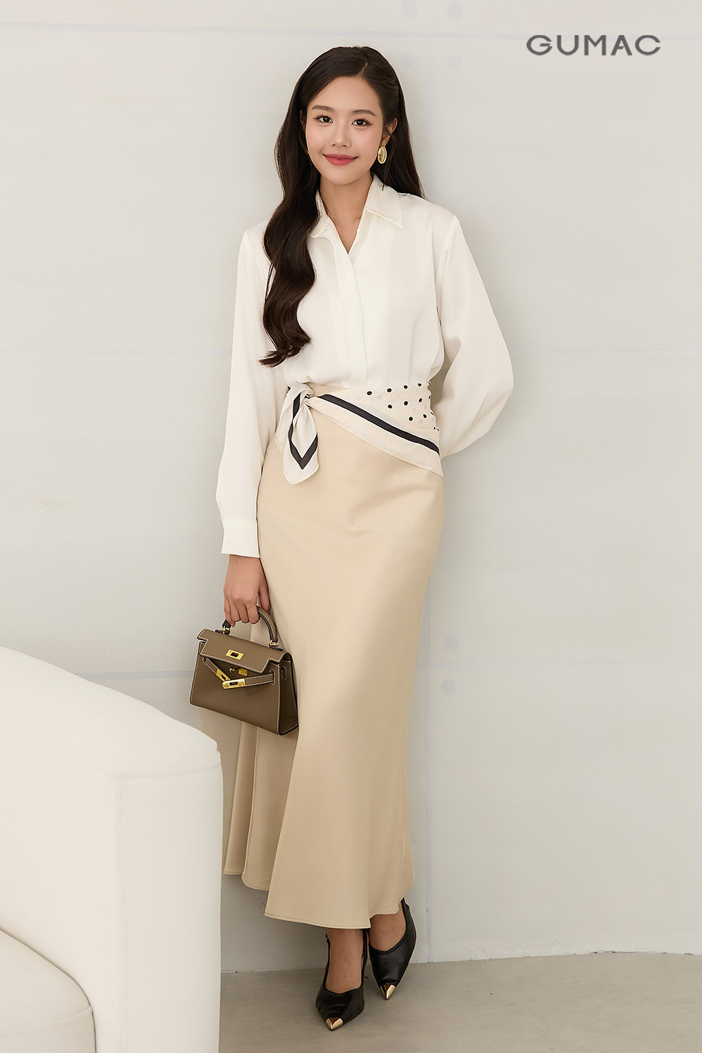 Váy lụa đuôi cá