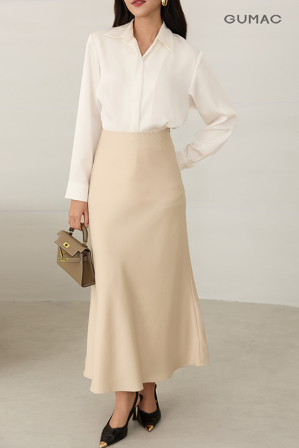 Váy lụa đuôi cá