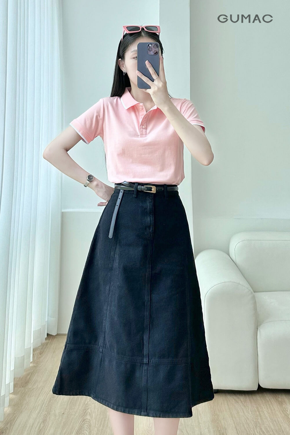 outfit tre trung cung chan vay midi