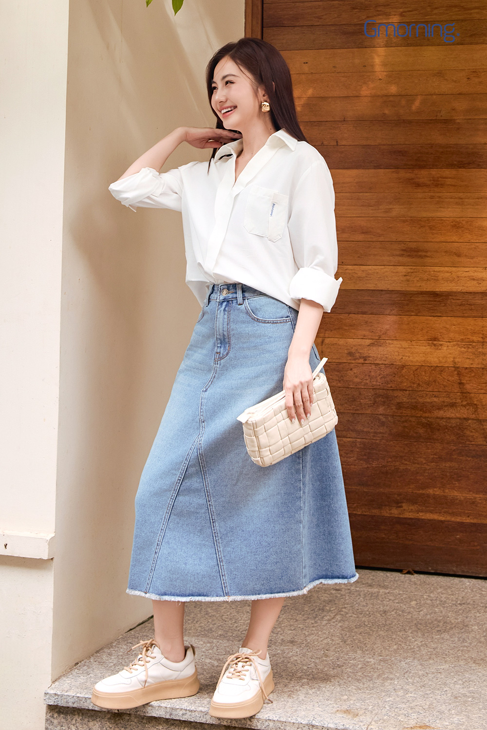 ao bluse ket hop chan vay gumac di dai bac dep cho nang