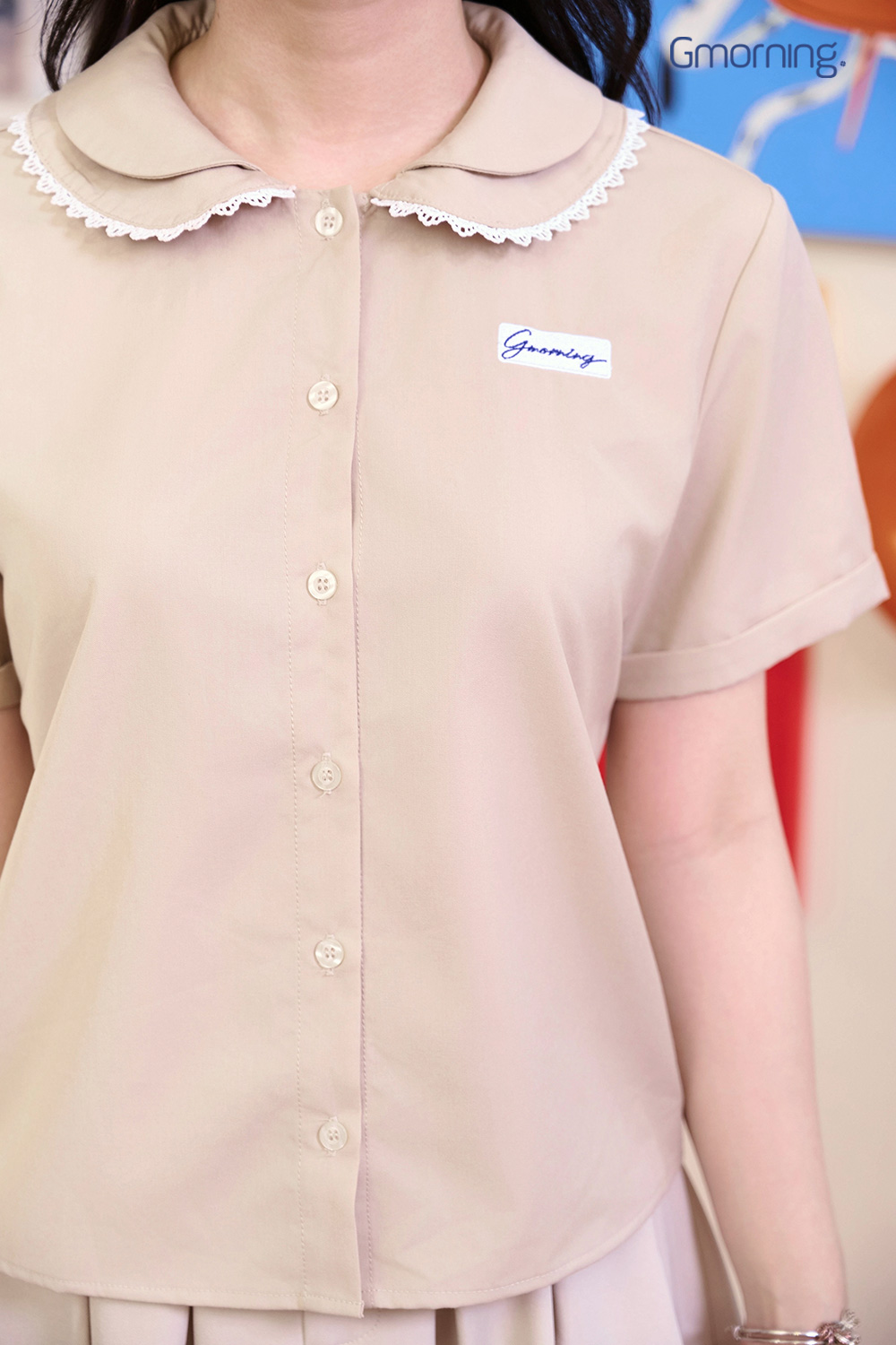 Áo sơ mi viền ren