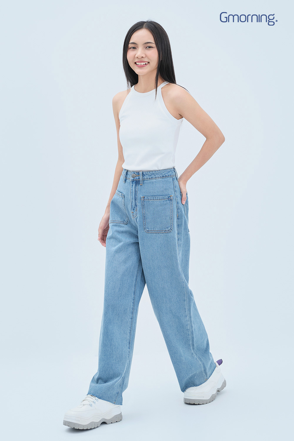 tanktop mut nguc phoi quan jean nu ong rong