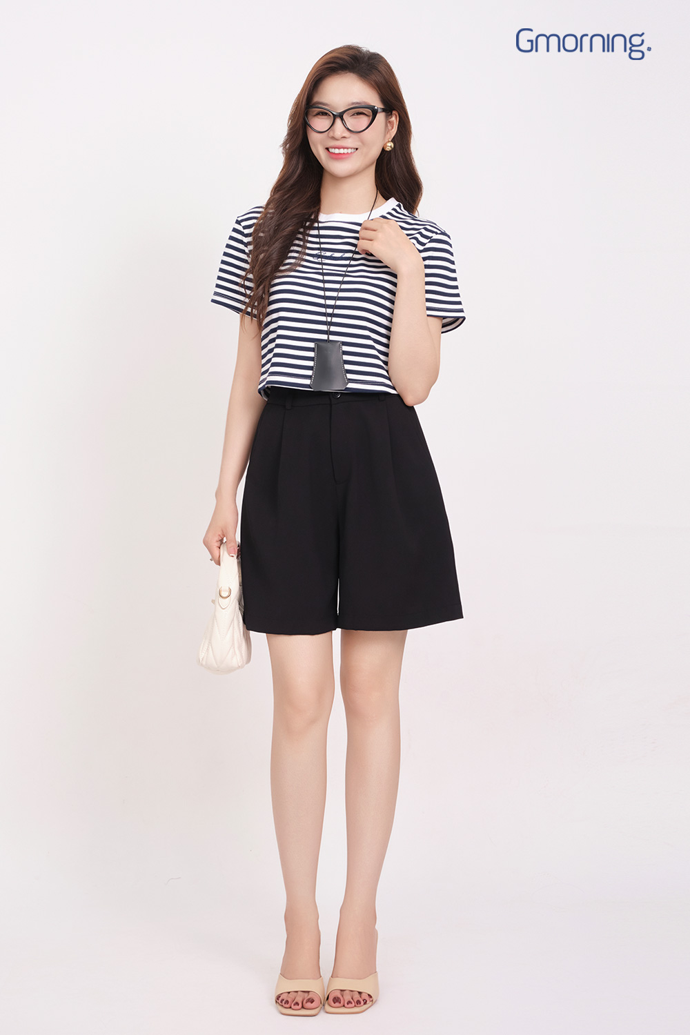 ao soc tay trang den