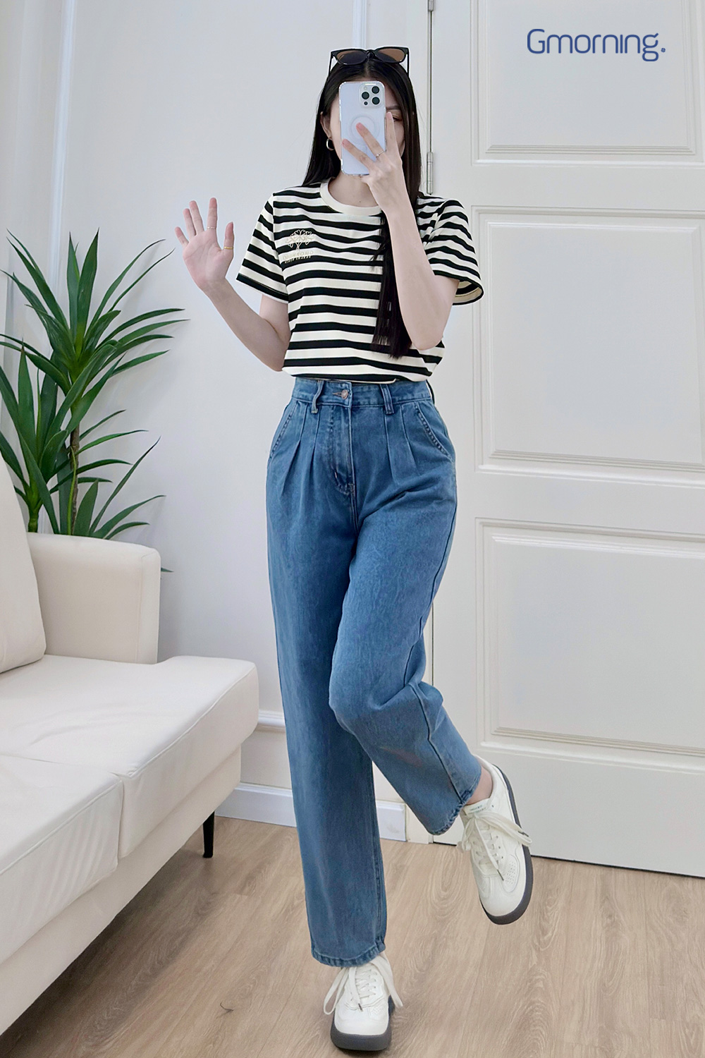 Áo thun sọc thêu