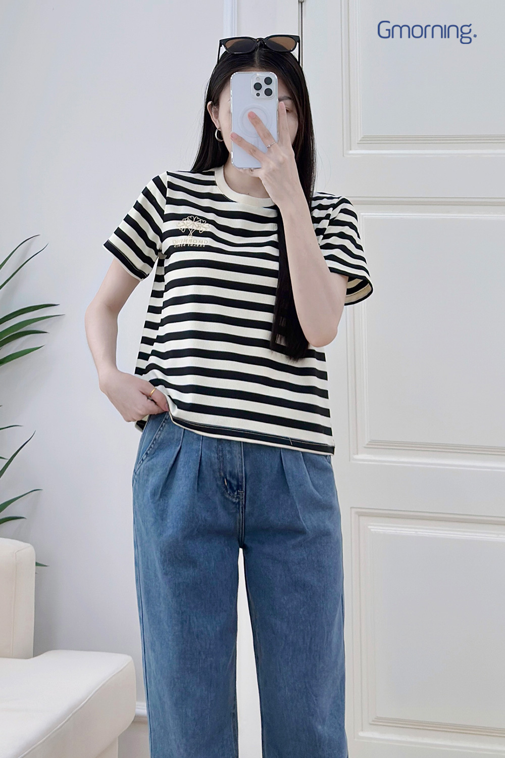 Áo thun sọc thêu